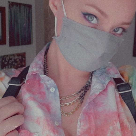 Meet your Posher, Sarah - Picture 8 of 8